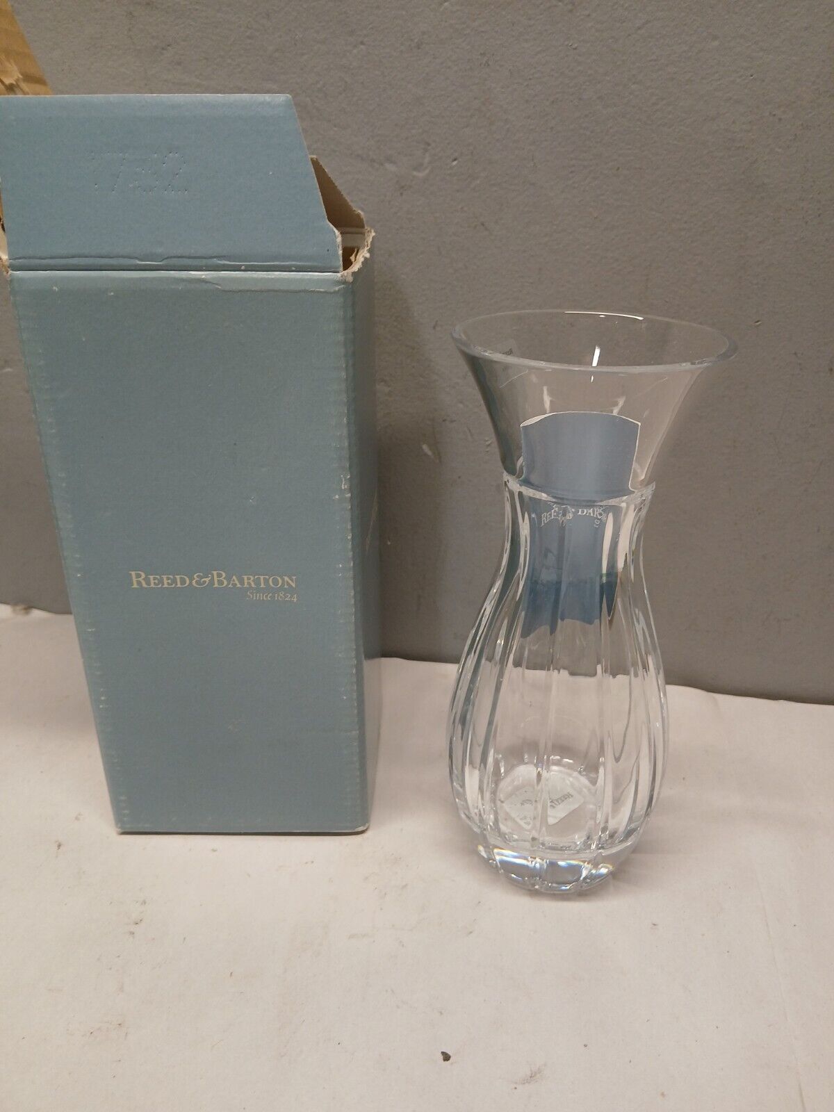Reed & Barton  CRYSTAL Clear Bud vase - New Slovenia #5300
