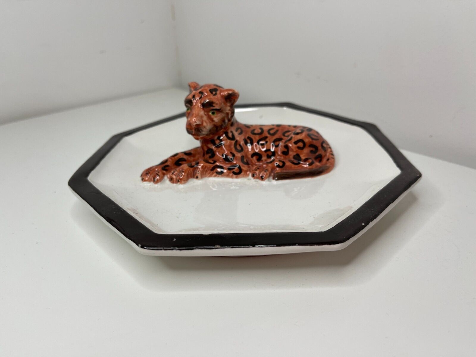 Mottahedeh Italian Octagon Decorative Ceramic Plate with 3D Leopard 