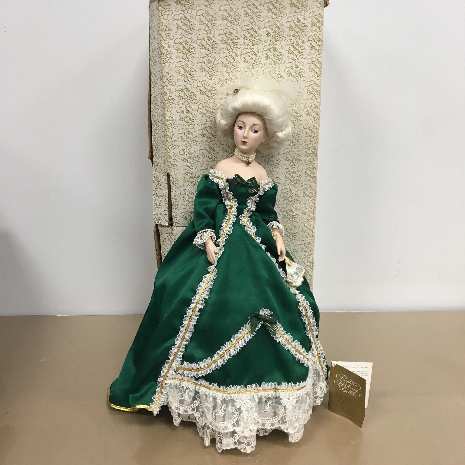 Vintage 1985 Franklin Heirloom Porcelain Doll Marie Antoinette In Original Box