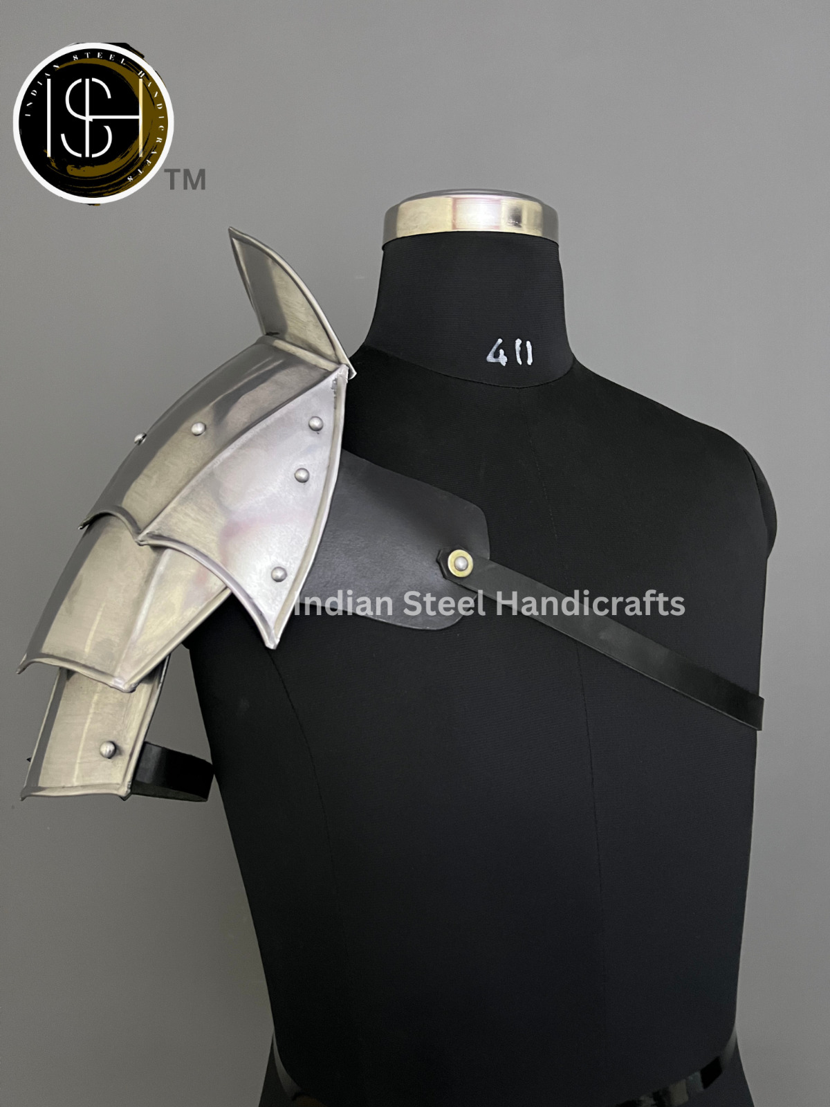 Medieval Knight Shoulder Armor, Cosplay, SCA, Larp Armor, Gift for men/Women.