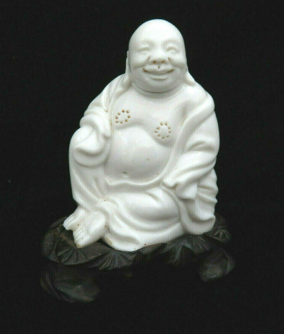 Fine Quality Old Chinese Seated Buddha Figurine on Stand