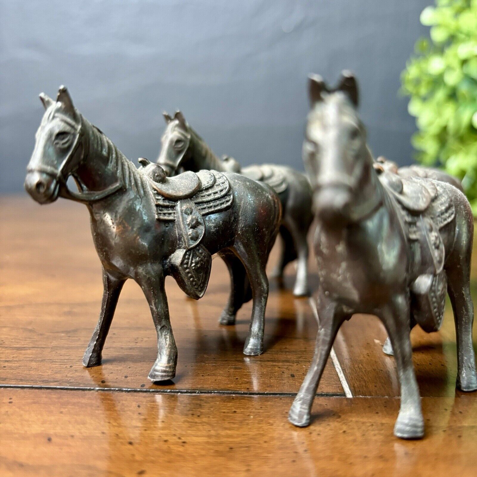Vintage LOT 5 Metal Small Horse Figurines Carnival Prize Bronze/Copper Tone READ