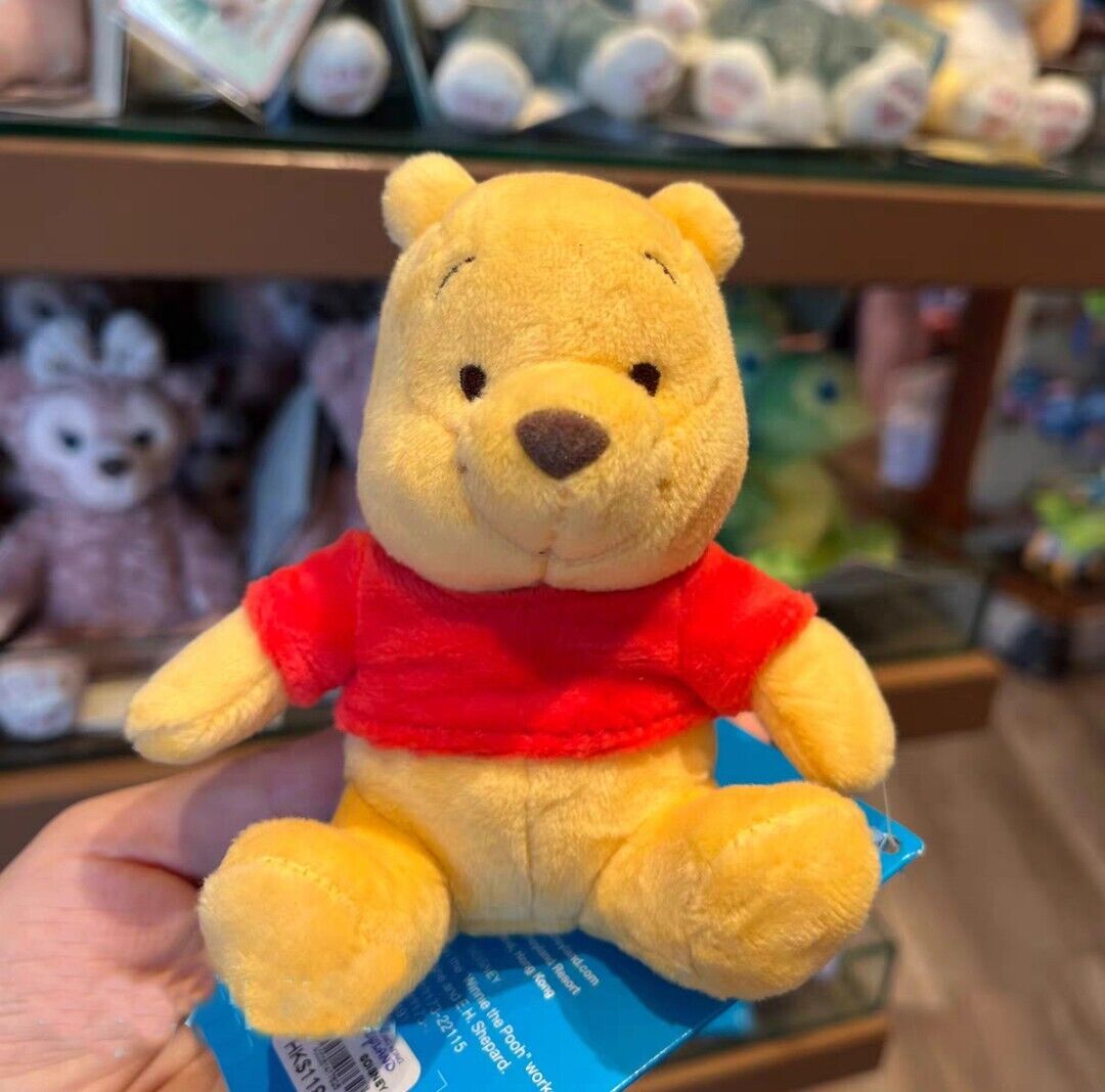 Disney Store Winnie The Pooh Shoulder Plush Magnetic toy