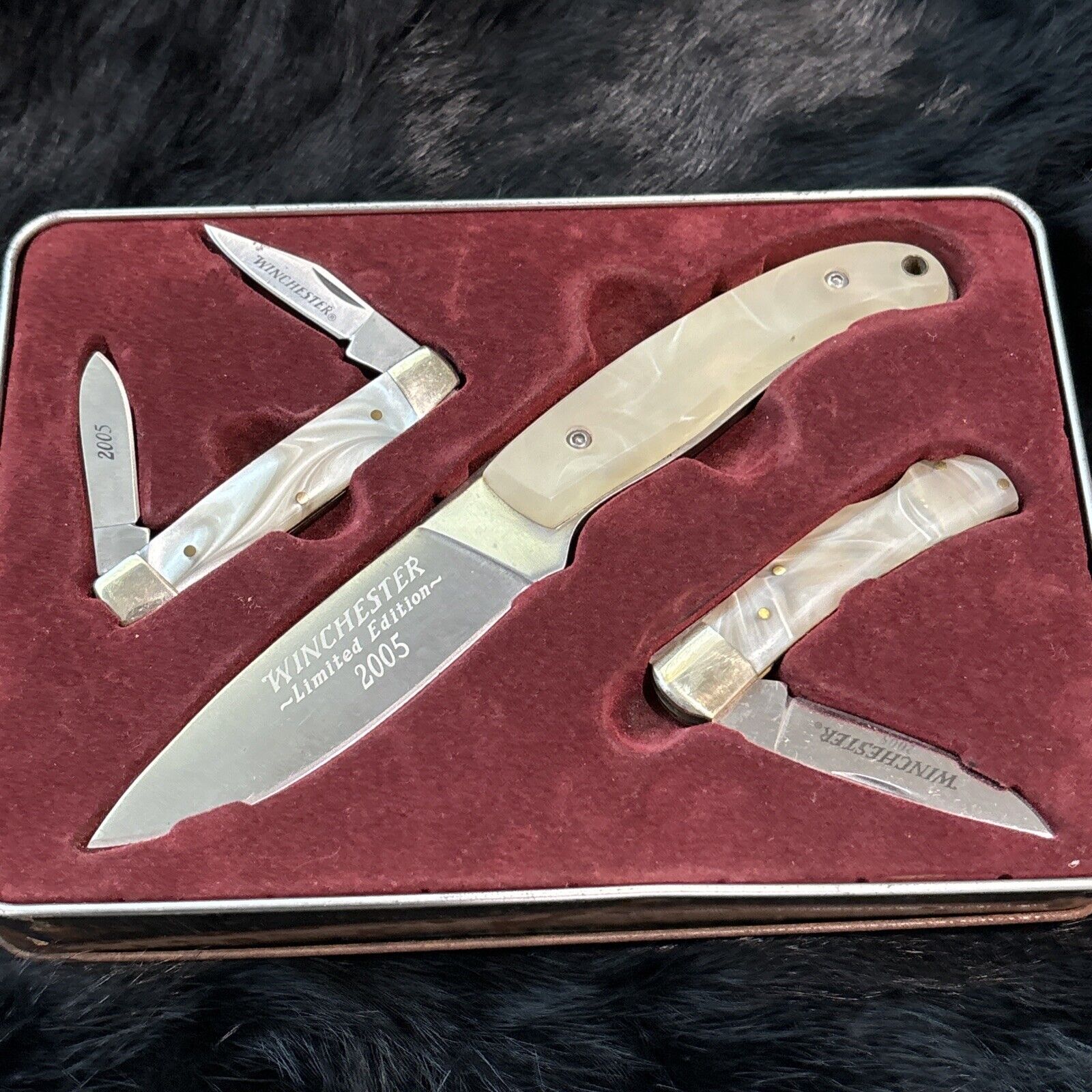 Winchester 2005 Limited Edition Three Knife Set With Tin & Sheath