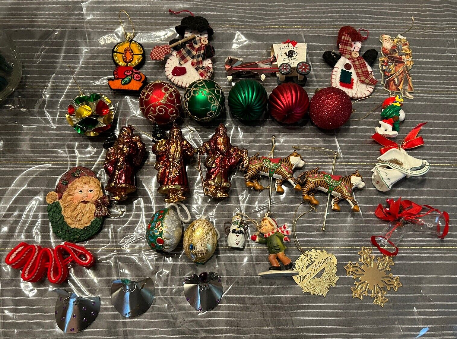 Huge Lot of Vintage Christmas Ornaments Decorations Accesories
