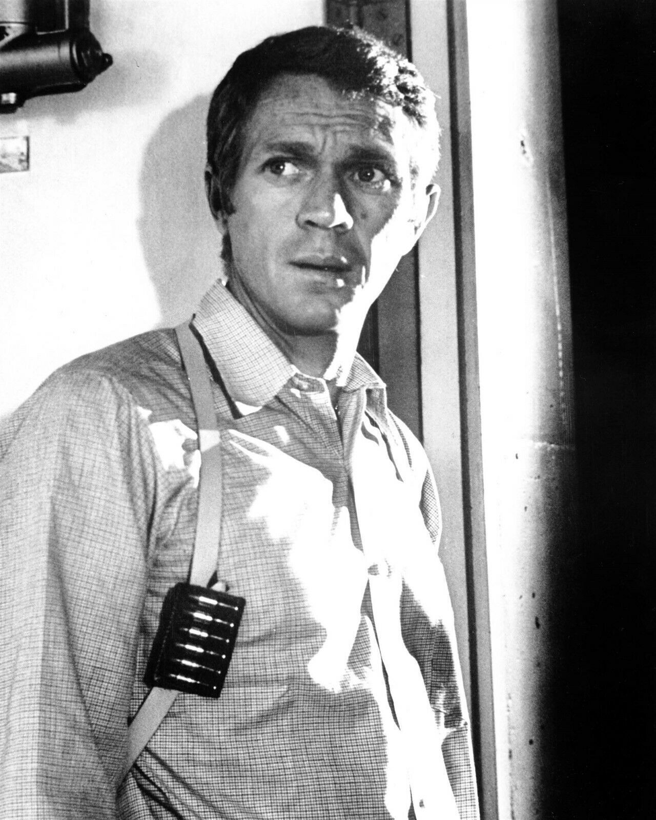 Steve McQueen 1968 as Frank Bullitt wears Safariland shoulder holster 24x36 post