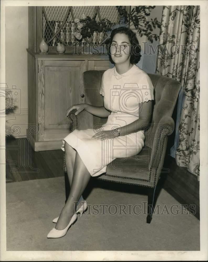 1959 Press Photo Miss Kate Crawford of Palm Beach is visiting New Orleans.