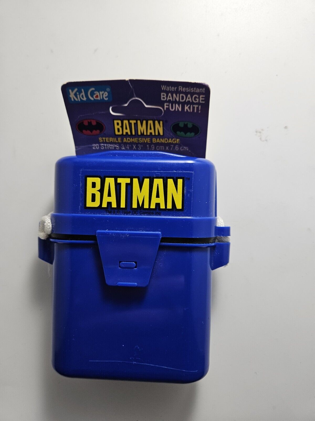 New Vintage Batman Kid Care Bandages Band Aid Adhesive Fun Kit Water Resistant