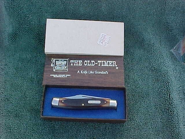 Collectible SCHRADE 8OT Made in USA Stockman Pocketknife NOS + Matching Box & Sl