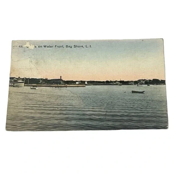 Postcard Water Front Bay Shore Long Island New York Vintage B360