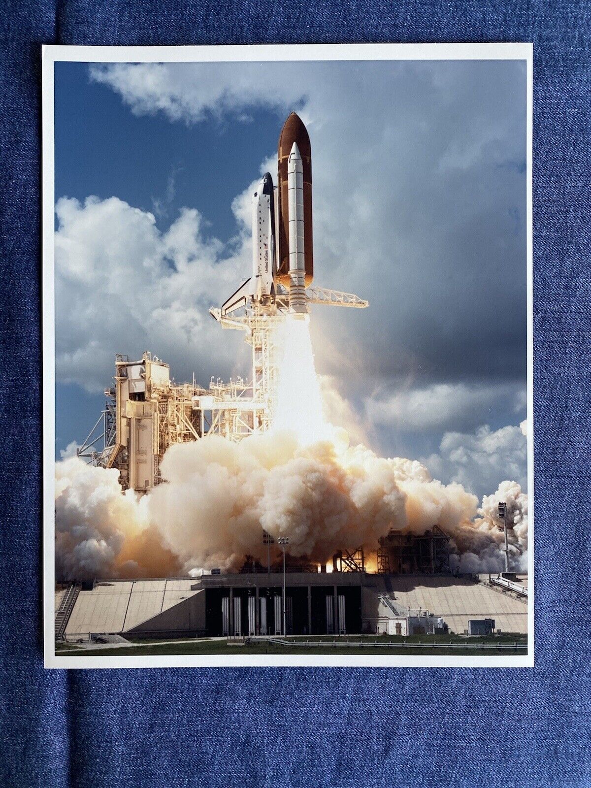 NASA Space Shuttle STS-34 Official NASA Launch Photo (Columbia)