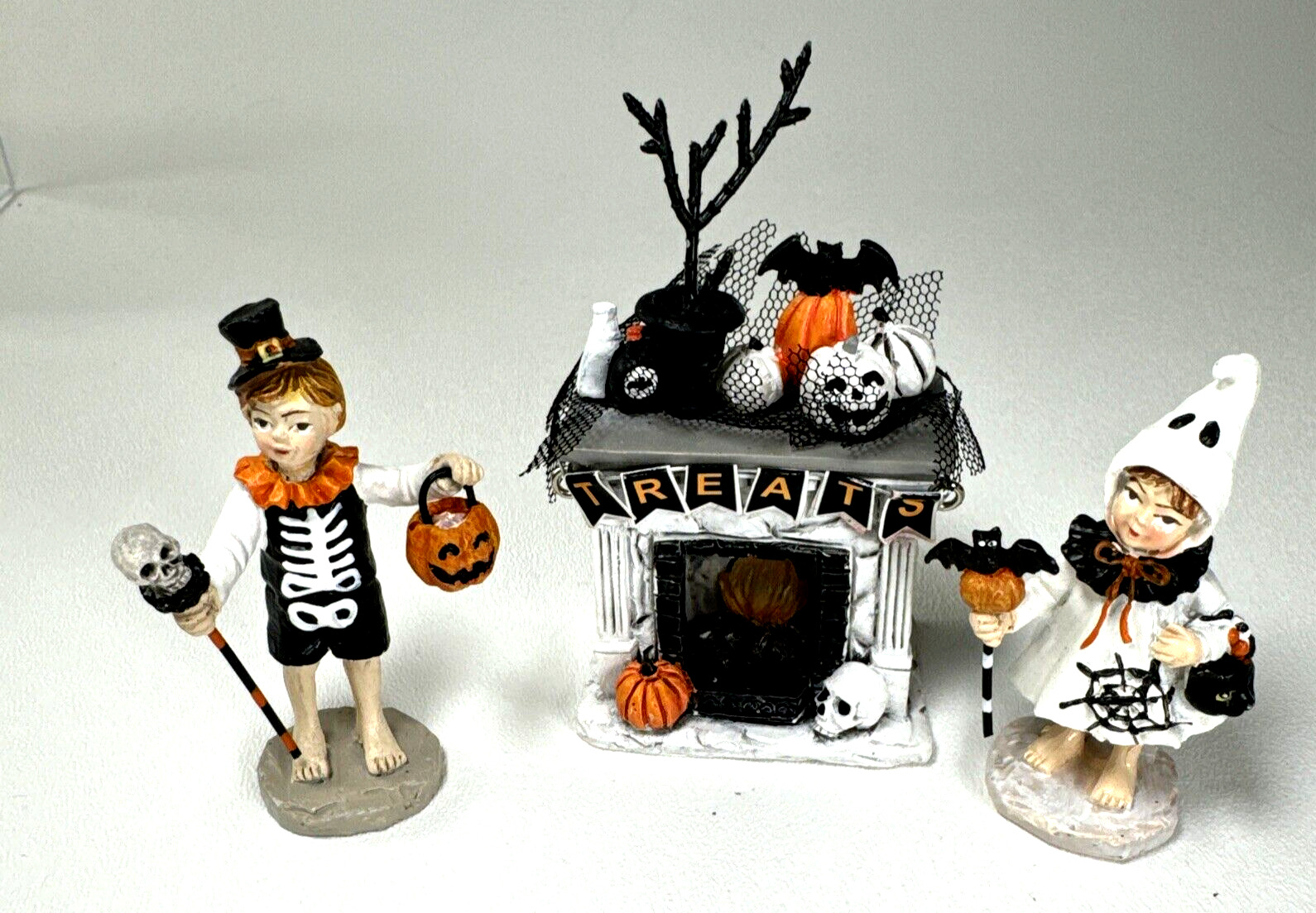 Ashland Tiny Miniature Halloween Lit Fireplace Costume Clown Skeleton Figures