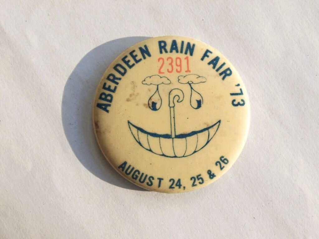 Vtg ABERDEEN RAIN FAIR \'73 pin smiley face inverted umbrella, clouds rain button