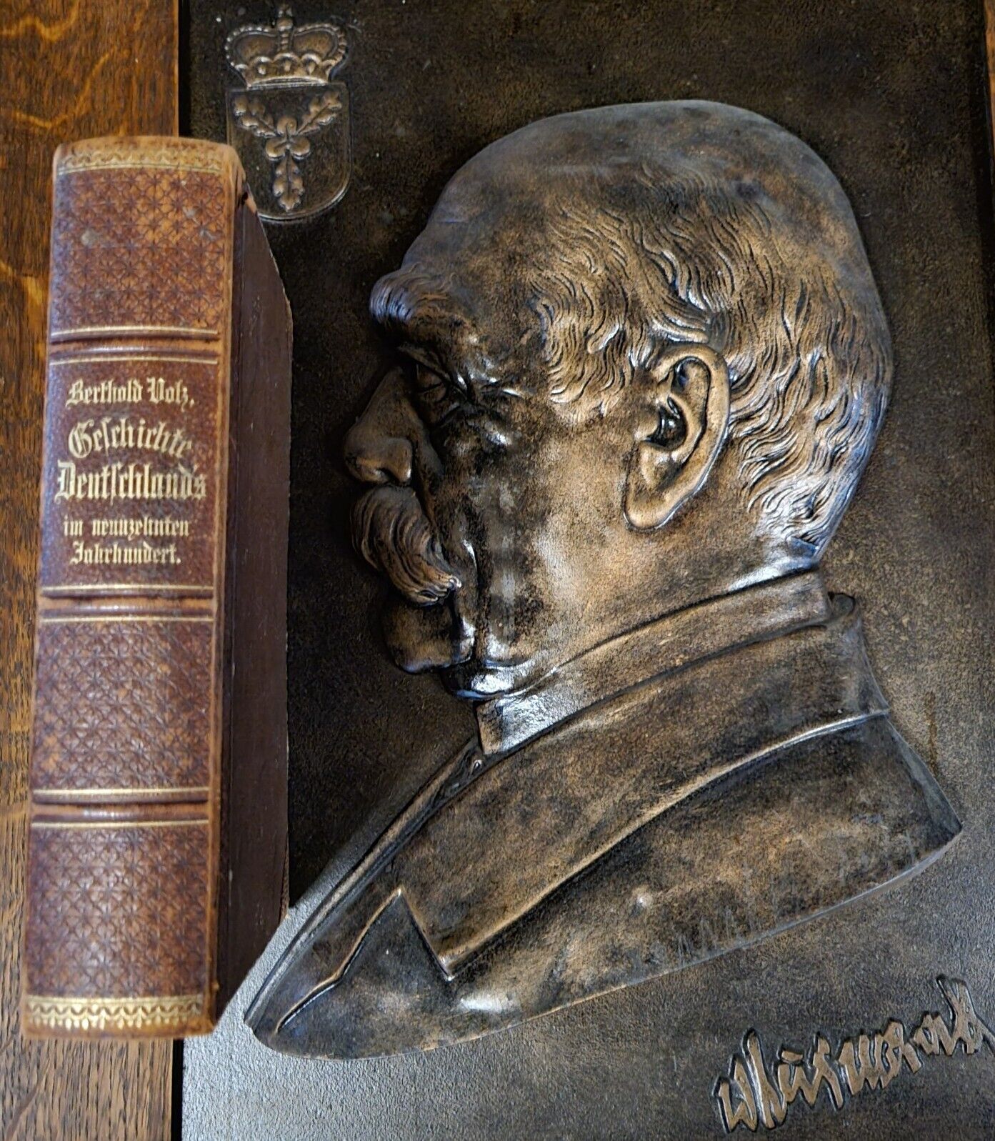 Iron Photo Of Chancellor To Germany And Matching Book