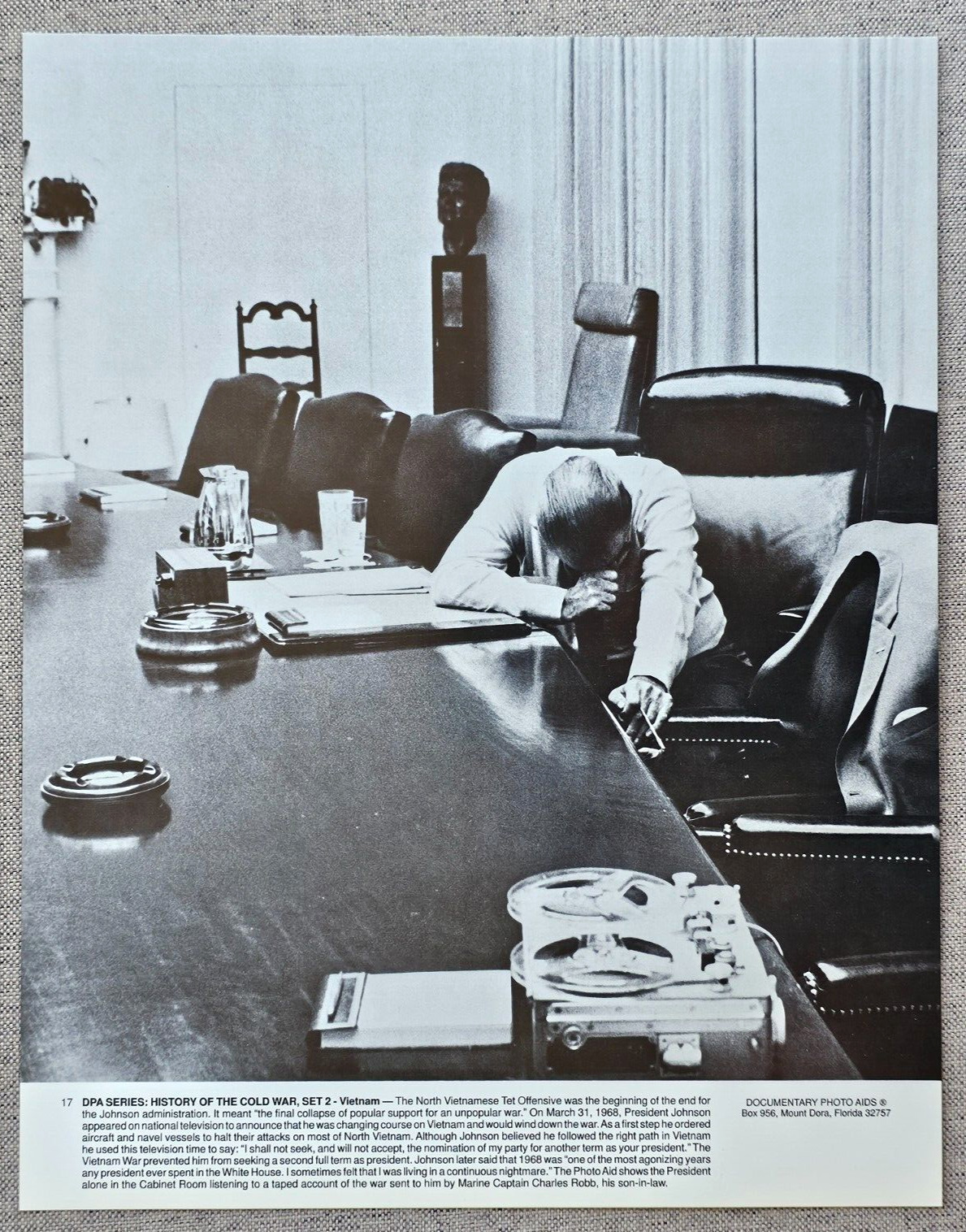 11x14 PHOTO PRESIDENT LYNDON B JOHNSON LISTENING TO TAPED ACCOUNT OF VIETNAM WAR