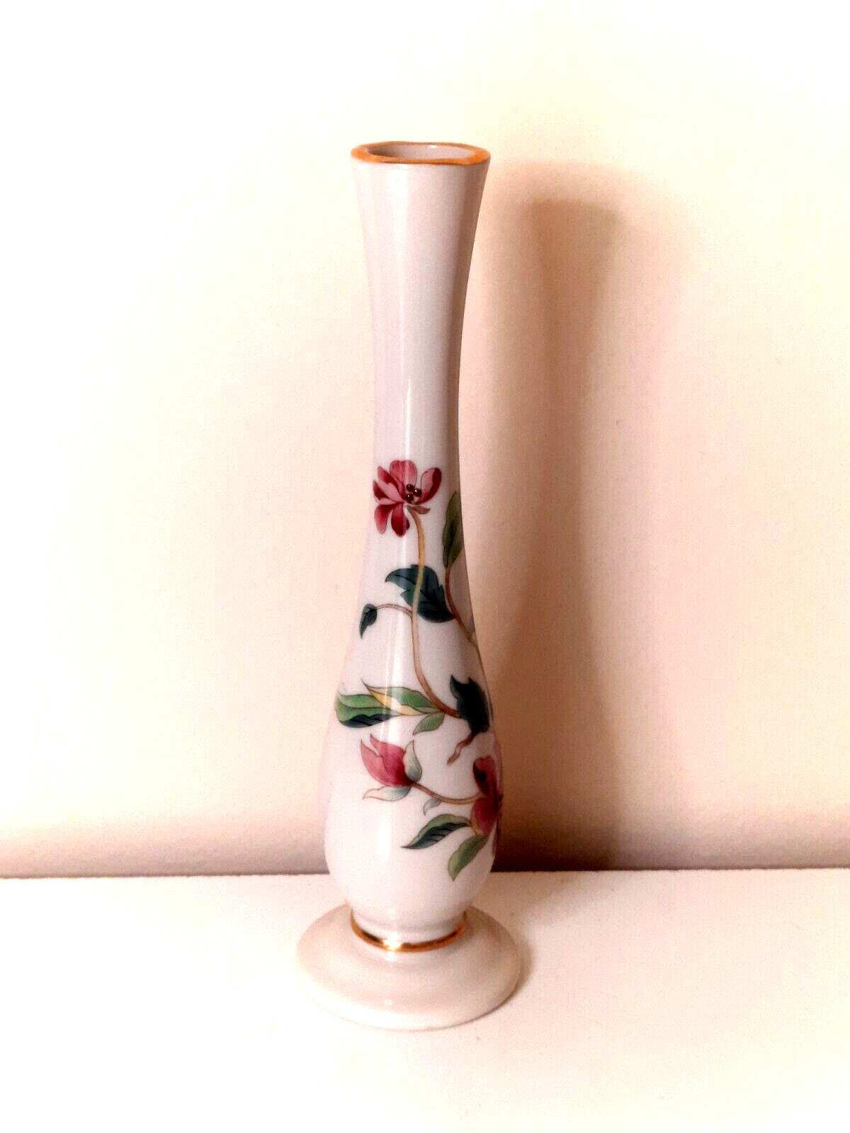 Lenox China Bud Vase - Barrington Collection;  Flowers,  Gold Trim - 7.5\