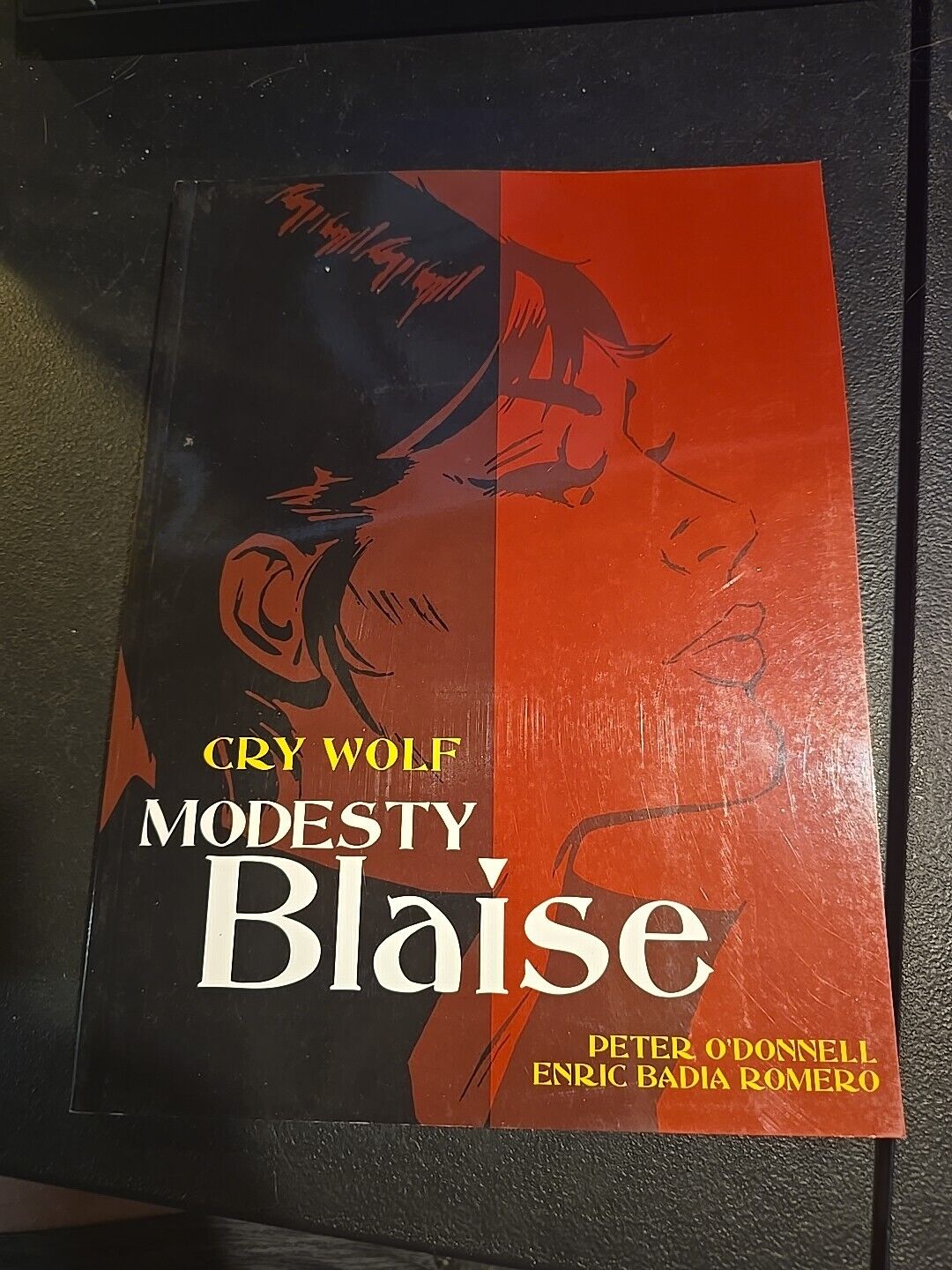 Peter O'Donnell & Enric Badia Romero MODESTY BLAISE: CRY WOLF Titan Books PB