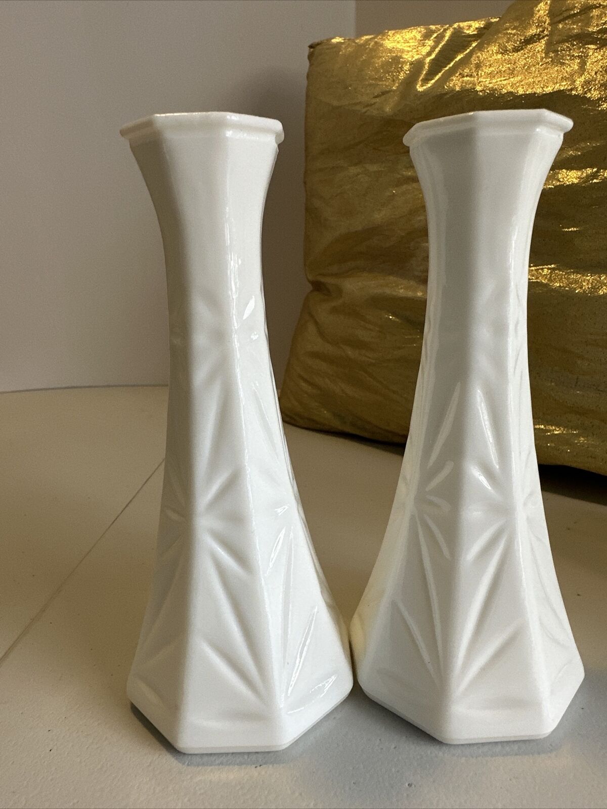 2 Vintage Hoosier Glass White Milk Glass Bud Vases 4063-B Star Burst  6\