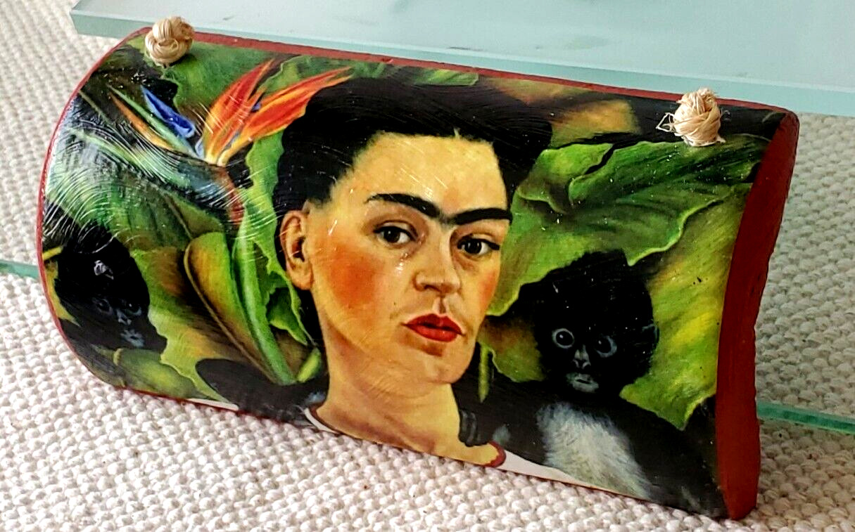 FRIDA KAHLO - HANDPAINTED & DECOUPAGED MEXICAN CLAY POTTERY TILE WALL PLAQUE