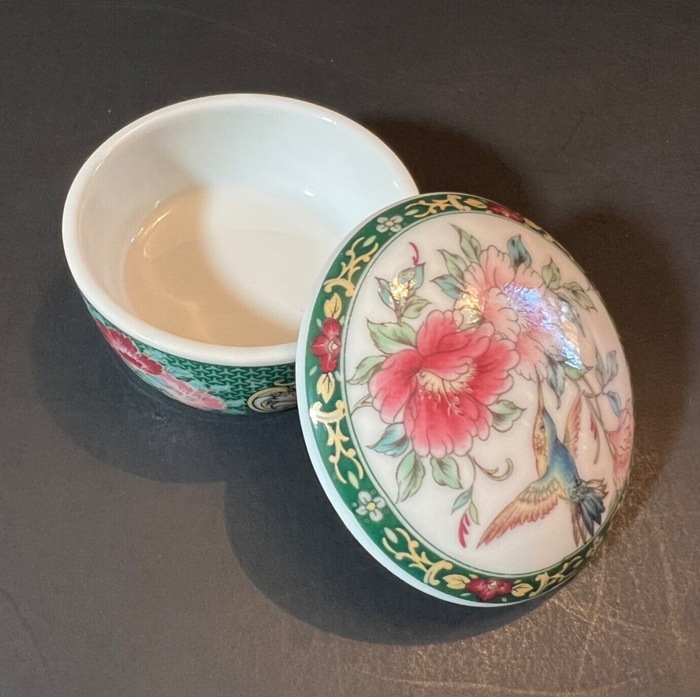 Vintage Otagiri HUMMINGBIRD Floral Trinket Ring Dish Porcelain 2 1/8\