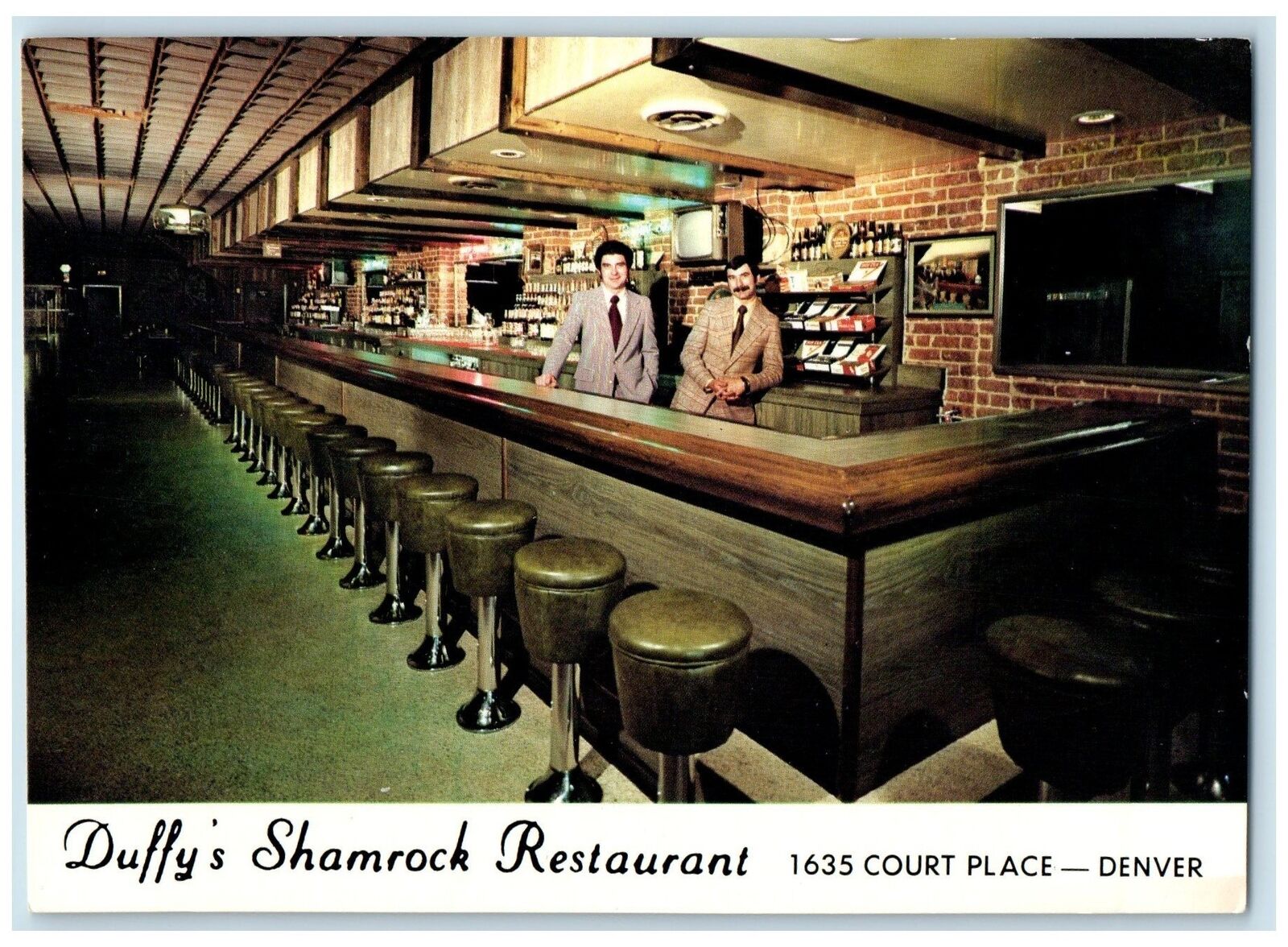 c1950\'s Duffy\'s Shamrock Restaurant Bar Tender View Denver Colorado CO Postcard