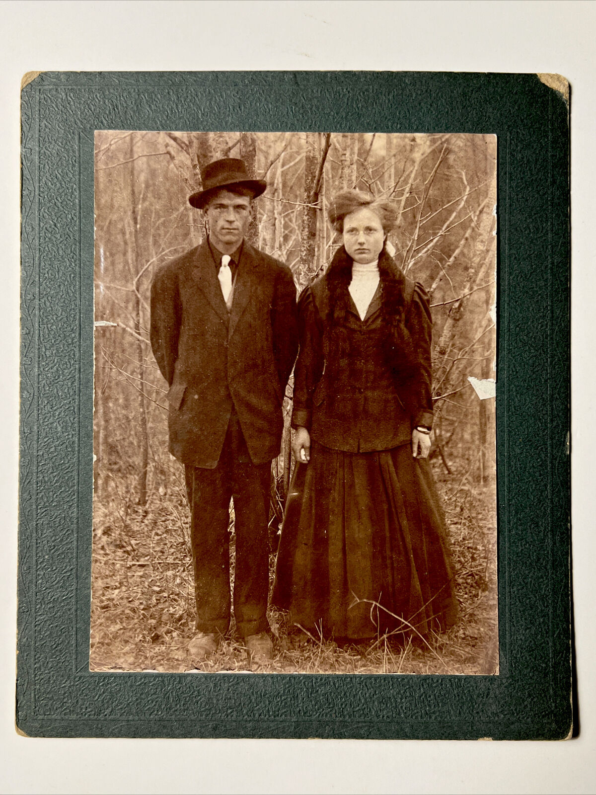 c1910 COUPLE ATTENDING FUNERAL Handkerchief in Hand Antique OUTDOOR PHOTO