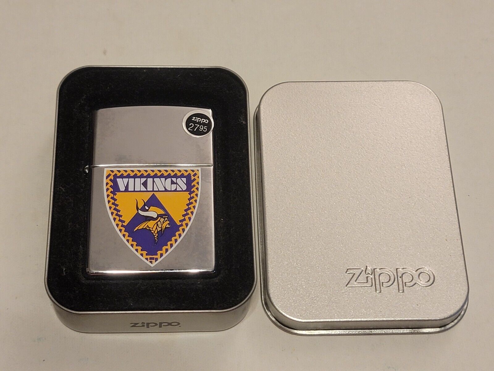 2005 Minnesota Vikings Zippo Lighter - Brand New