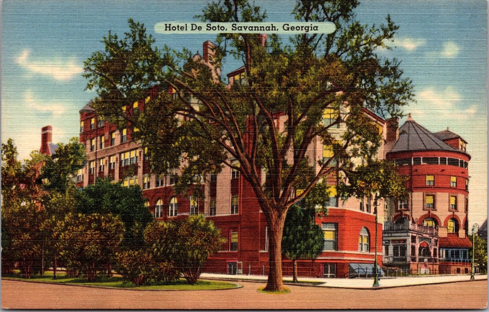 Linen Postcard Hotel De Soto in Savannah, Georgia~139157