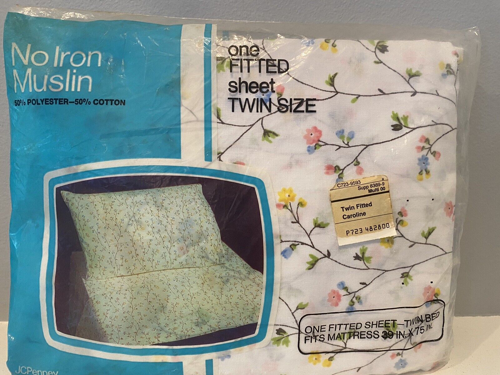 Vintage (1970s) JCPenney No-Iron Muslin Twin Fitted Sheet New Old Stock