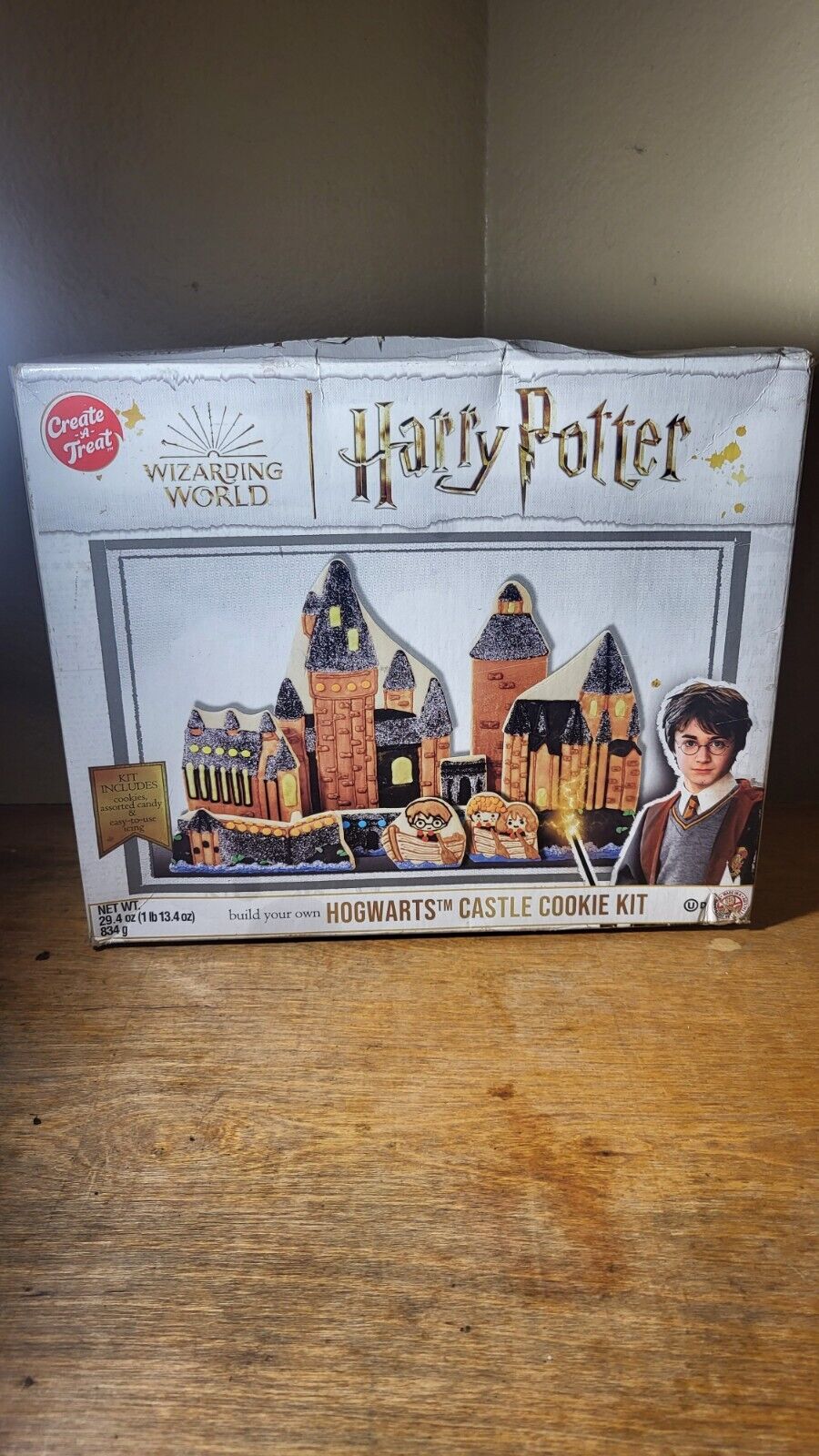 Holiday Harry Potter Hogwarts Castle Cookie Decorating Kit New (Box is Worn)