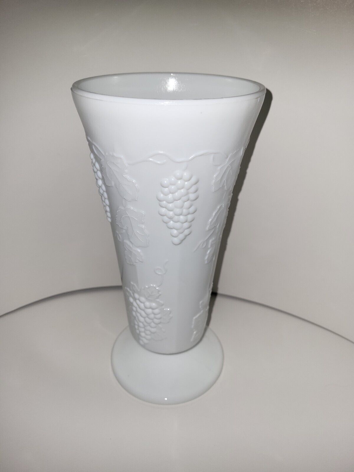 1960s Colony Harvest Vase Milk Glass Approx 10 \