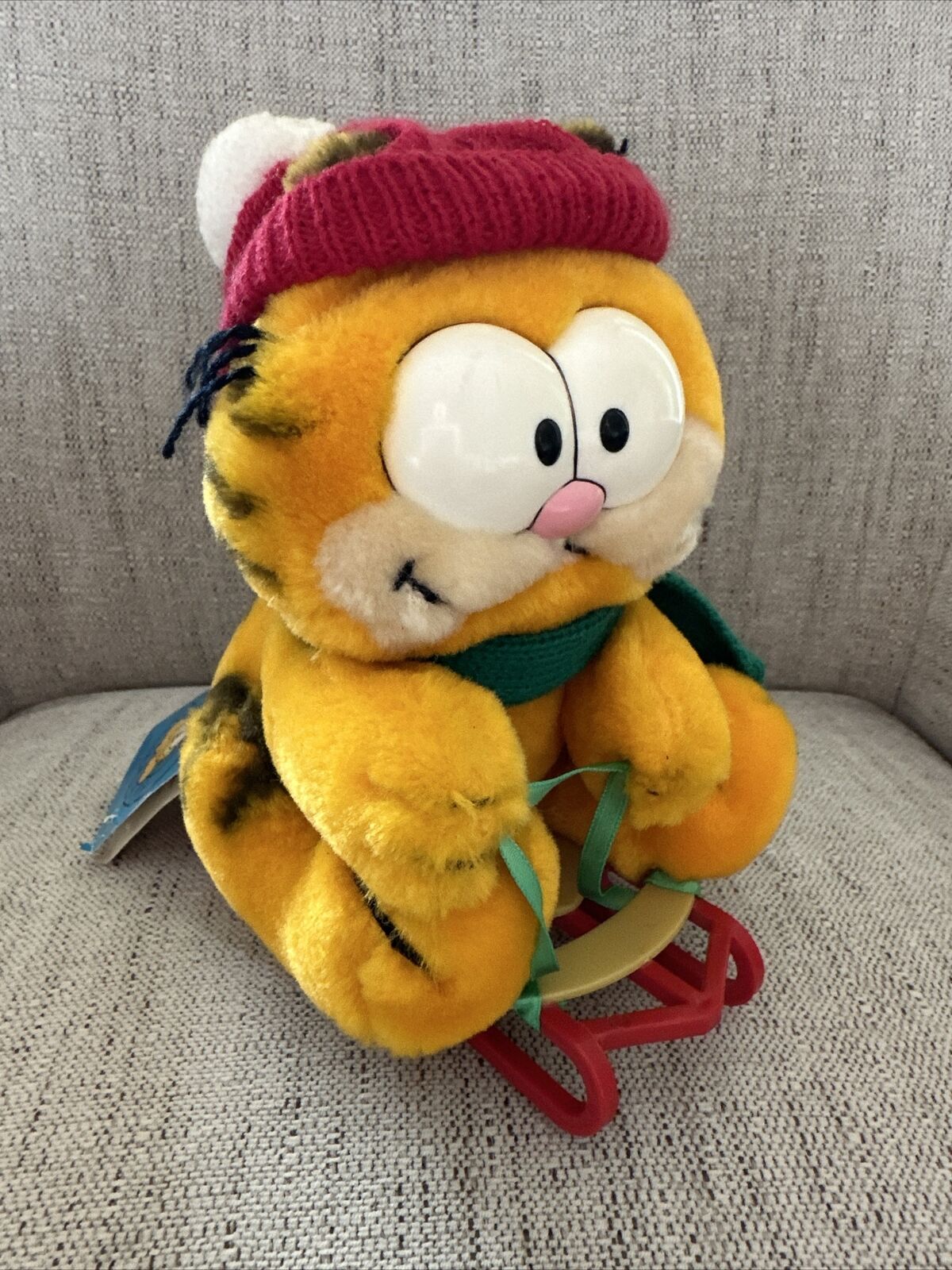 Vintage 1978 Holiday Garfield Takes The Mountain Stuffed Animal Toy Stuffed