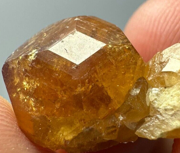 13 Carat Very Beautiful Hessonite Garnet Huge Crystals From Balochistan @PAK