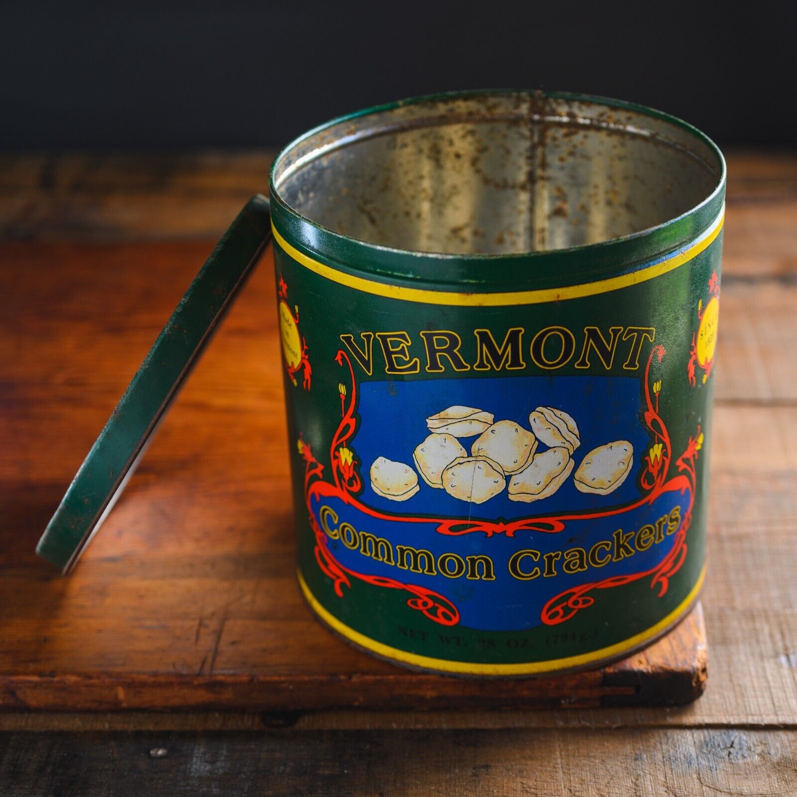 90's Vintage Vermont Common Crackers Tin 28 oz Wear and Patina