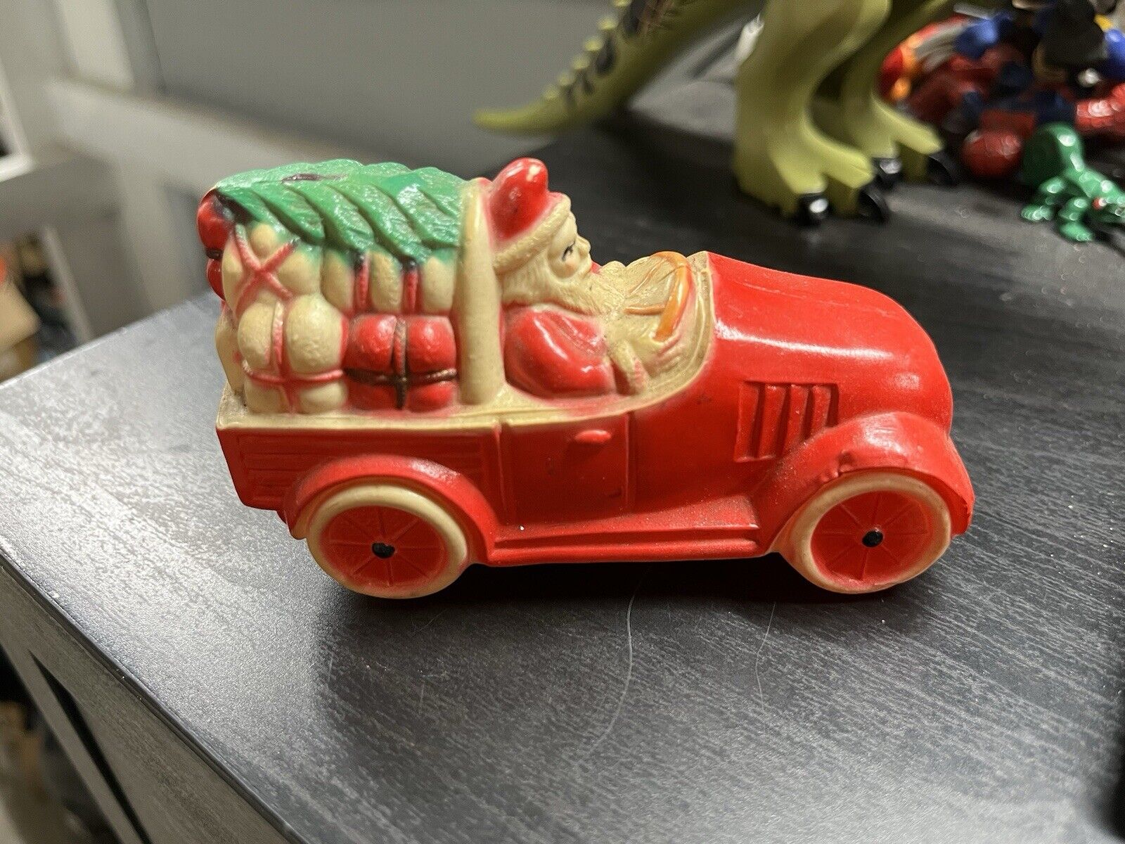 VINTAGE VISCOLOID CELLULOID SANTA DRIVING CAR CHRISTMAS TREE 1920S