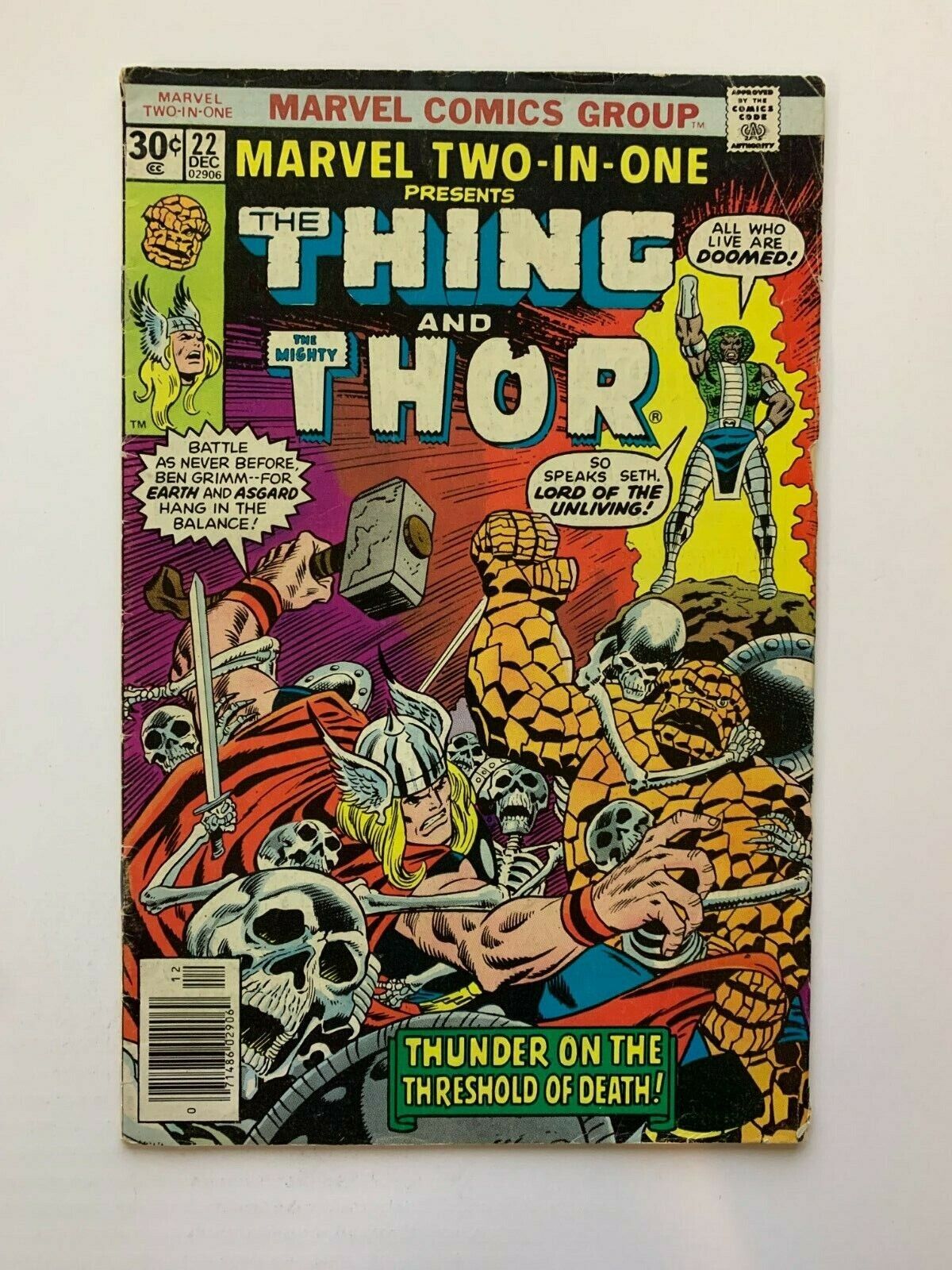 Marvel Two-in-One #22 - Dec 1976 - Vol.1          (3073)