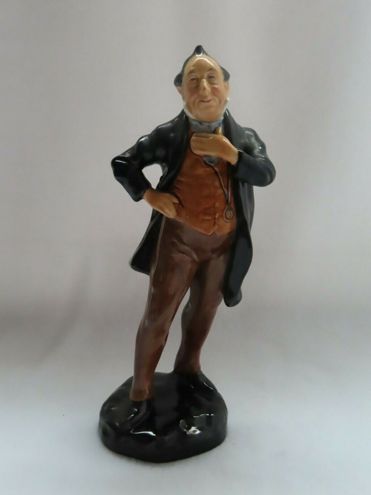 Pecksniff Royal Doulton Figurine HN2098 - MINT