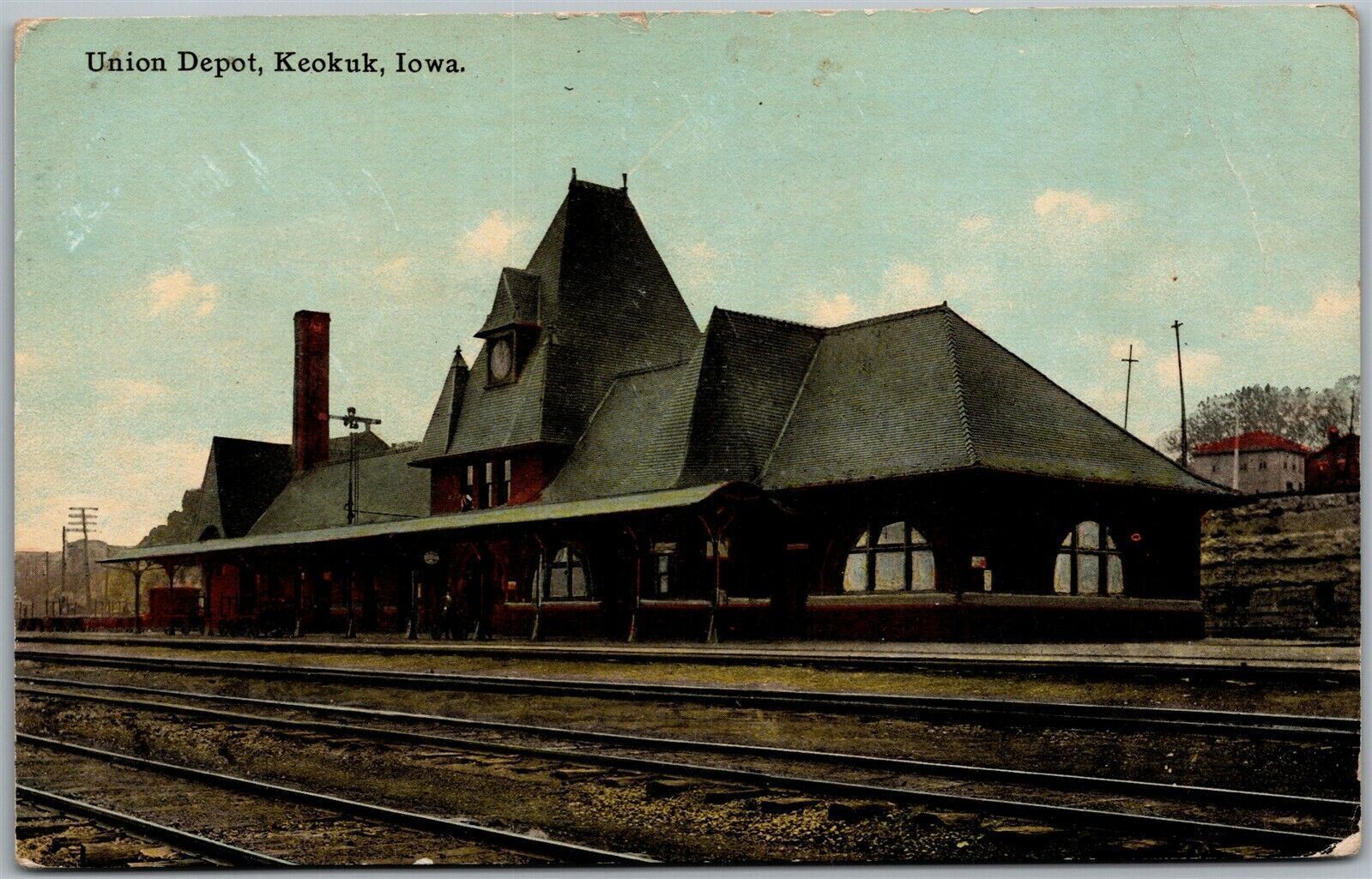 Keokuk IA Union Depot Station RR Tracks Railroad Vintage Iowa Train Postcard C9