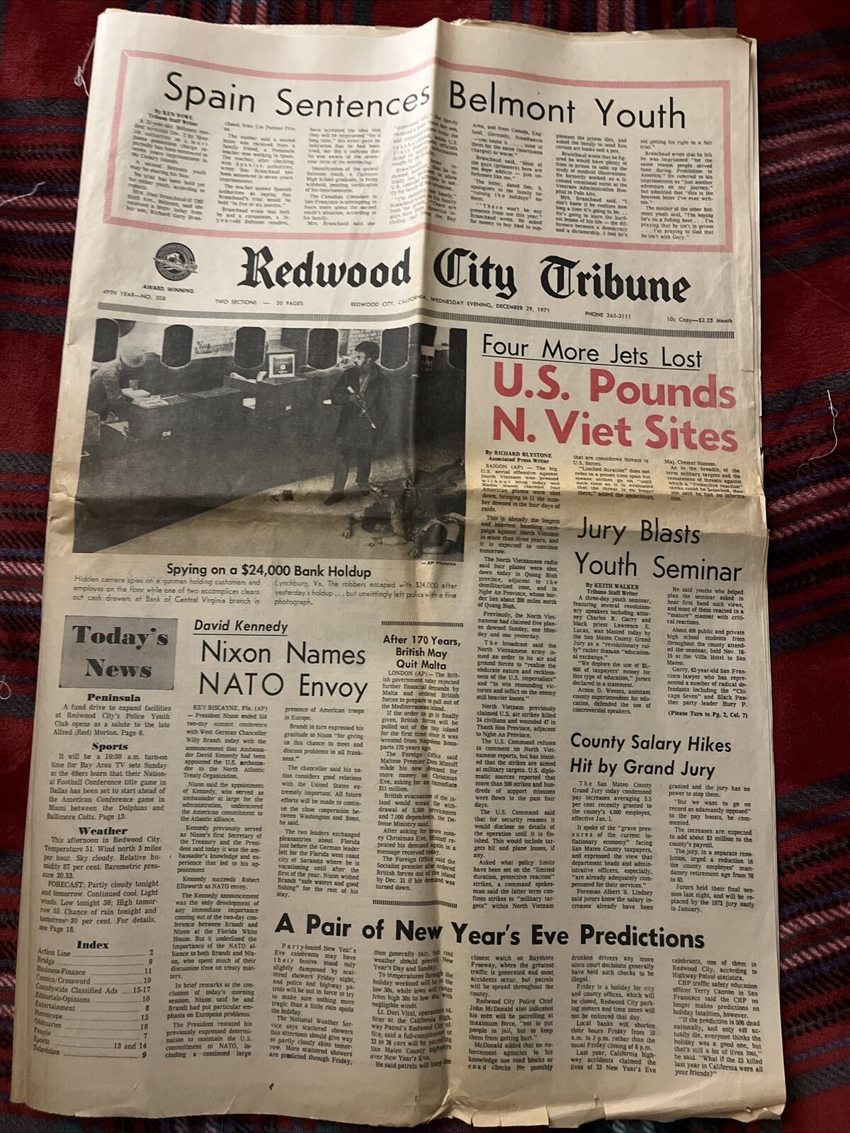 1971 Redwood City Tribune Newspaper Nixon NATO North Vietnam