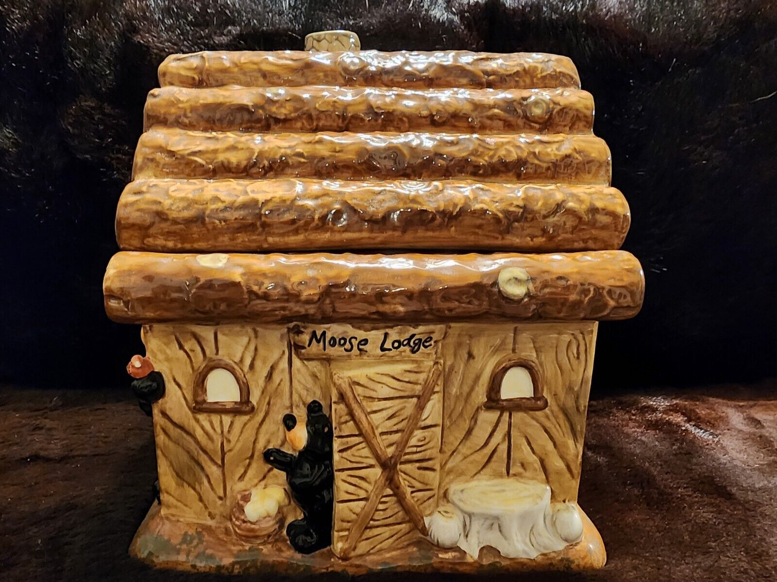 Large Moose Lodge Ceramic Cookie Jar Black Bear Log Cabin
