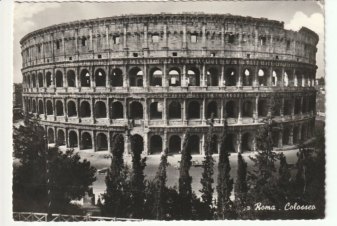 1953 RPPC Rome Colosseum, scalloped edges