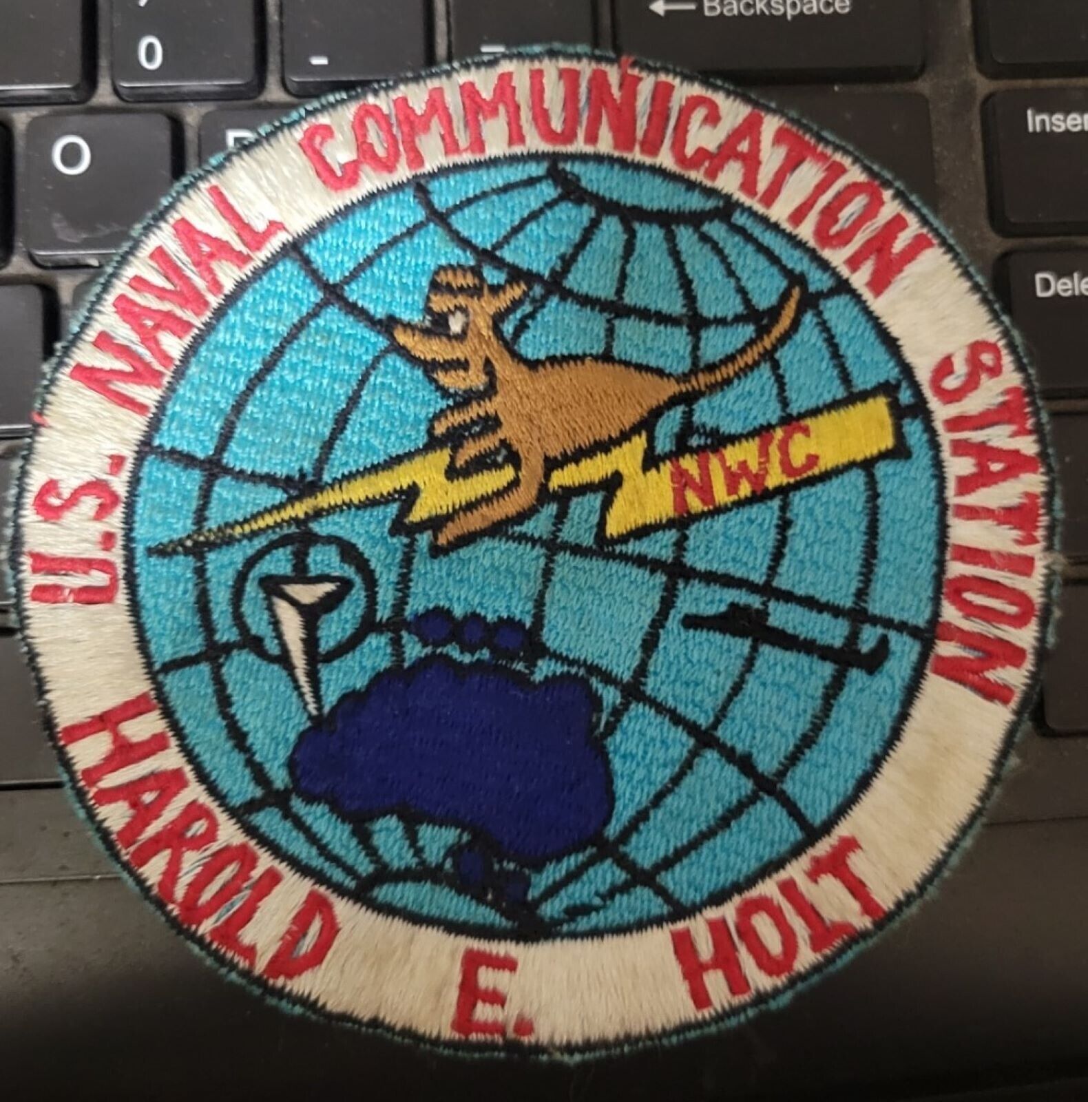 US NAVAL Communication Station HAROLD E HOLT - Cloth Patch - USN Navy