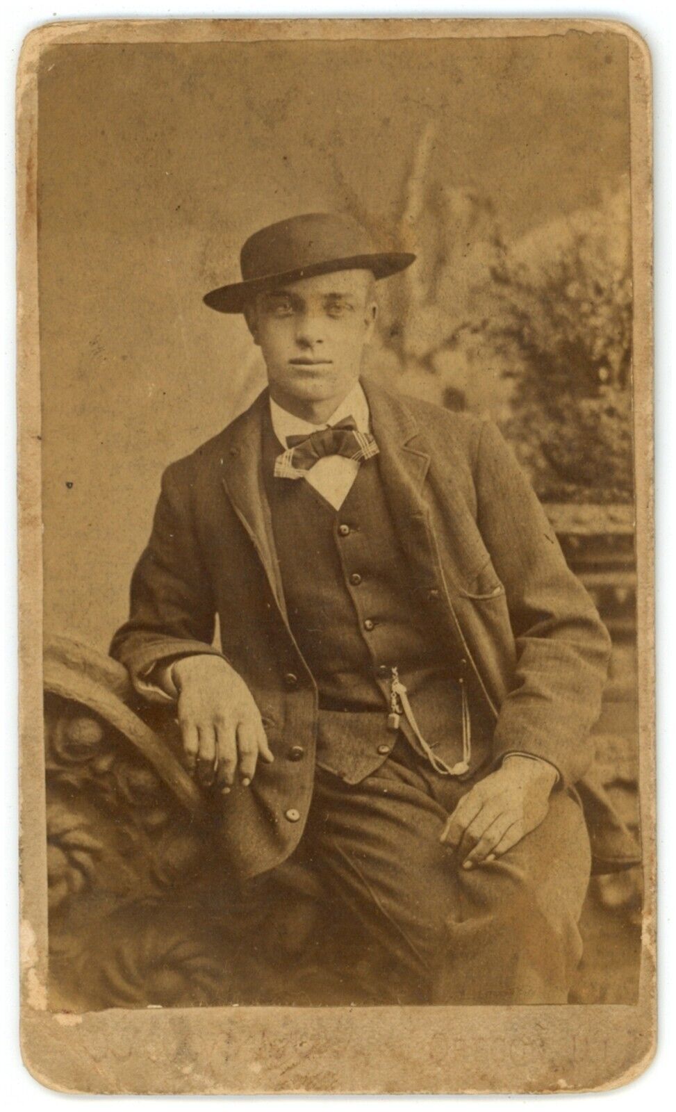 CIRCA 1870\'S Stunning CDV Handsome Man in Stylish Suit & Hat Posing in Studio