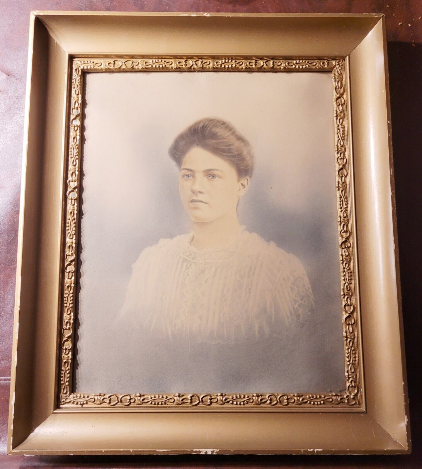 Antique Victorian Woman Portrait Framed In Gold Gilt Gesso Frame Antique 16x20