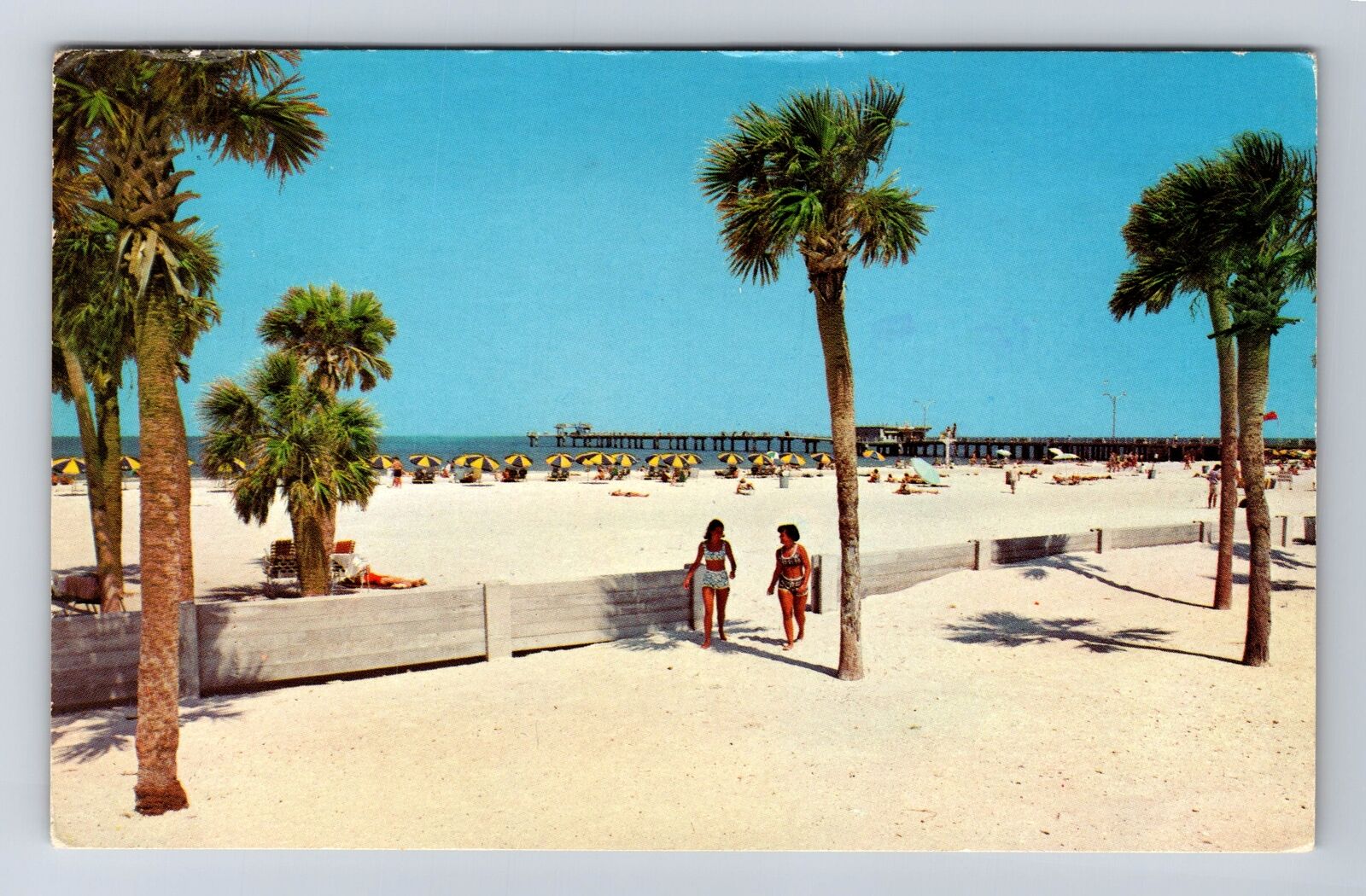 FL-Florida, Clearwater\'s Sparkling White Sand Beach, Vintage c1973 Postcard