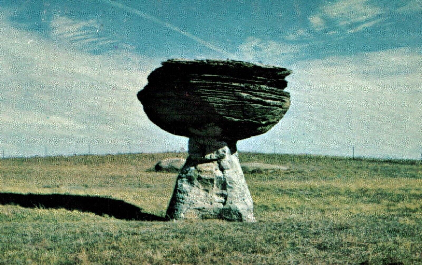 Mushroom Rock State Park Kanopolis Kansas Vintage Postcard Unposted