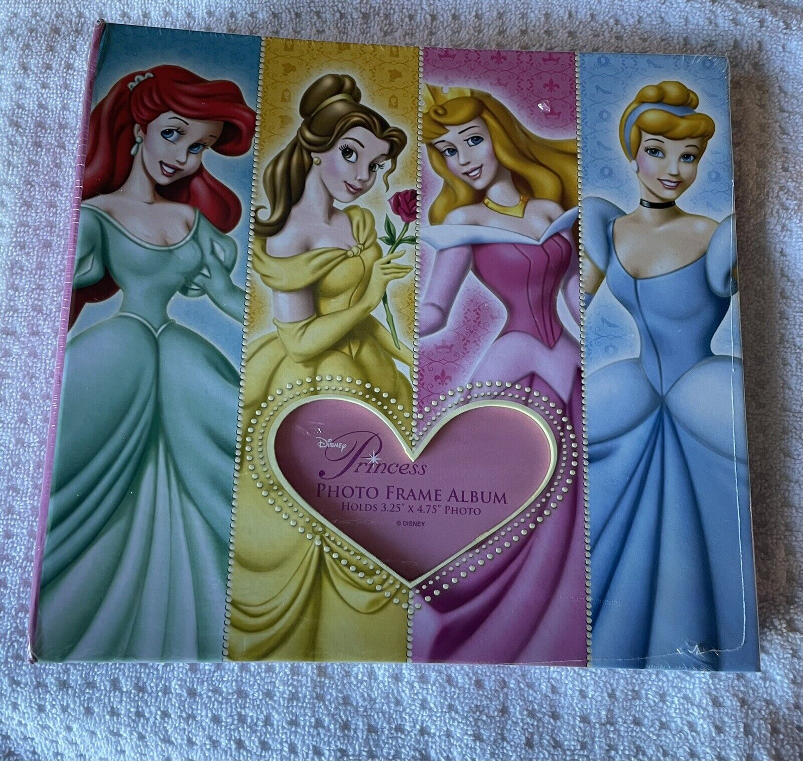 Disney Princess Photo Album  With Open Heart Picture Holder