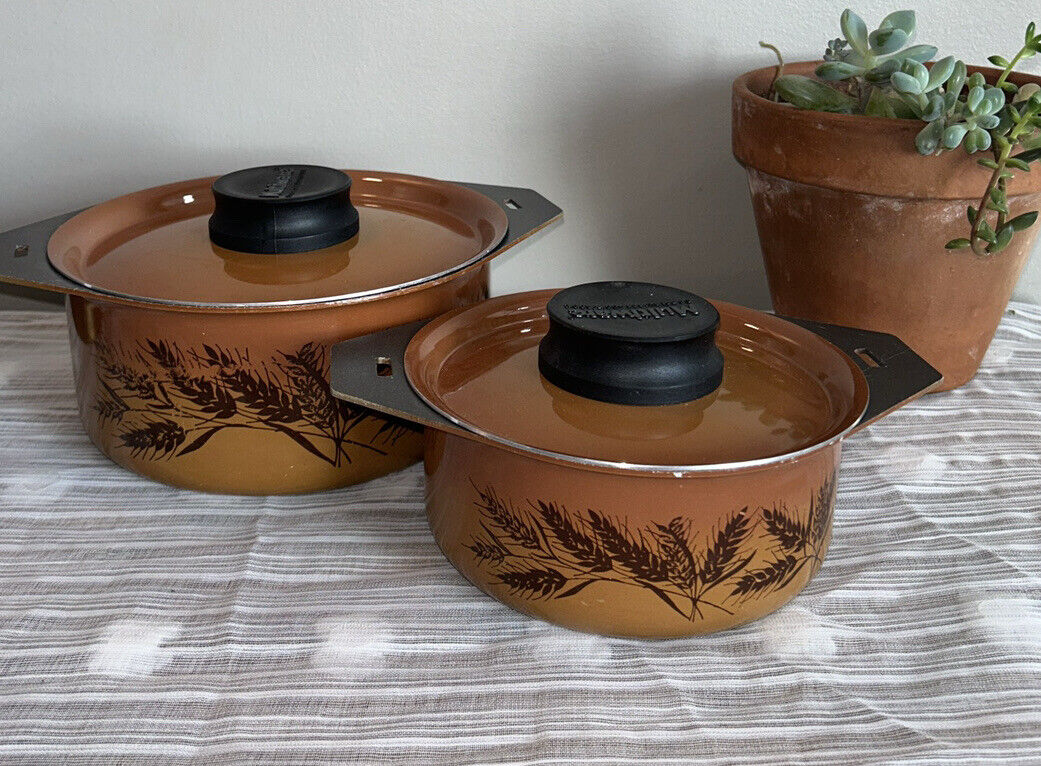Vintage Multi ware Casserole Pot Wheat Pattern 7 1/2” And 6”Made In Hongkong 60s