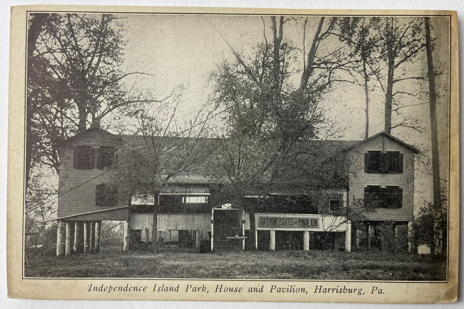 HARRISBURG PENNSYLVANIA PA Independence Island Park House Pavilion Postcard