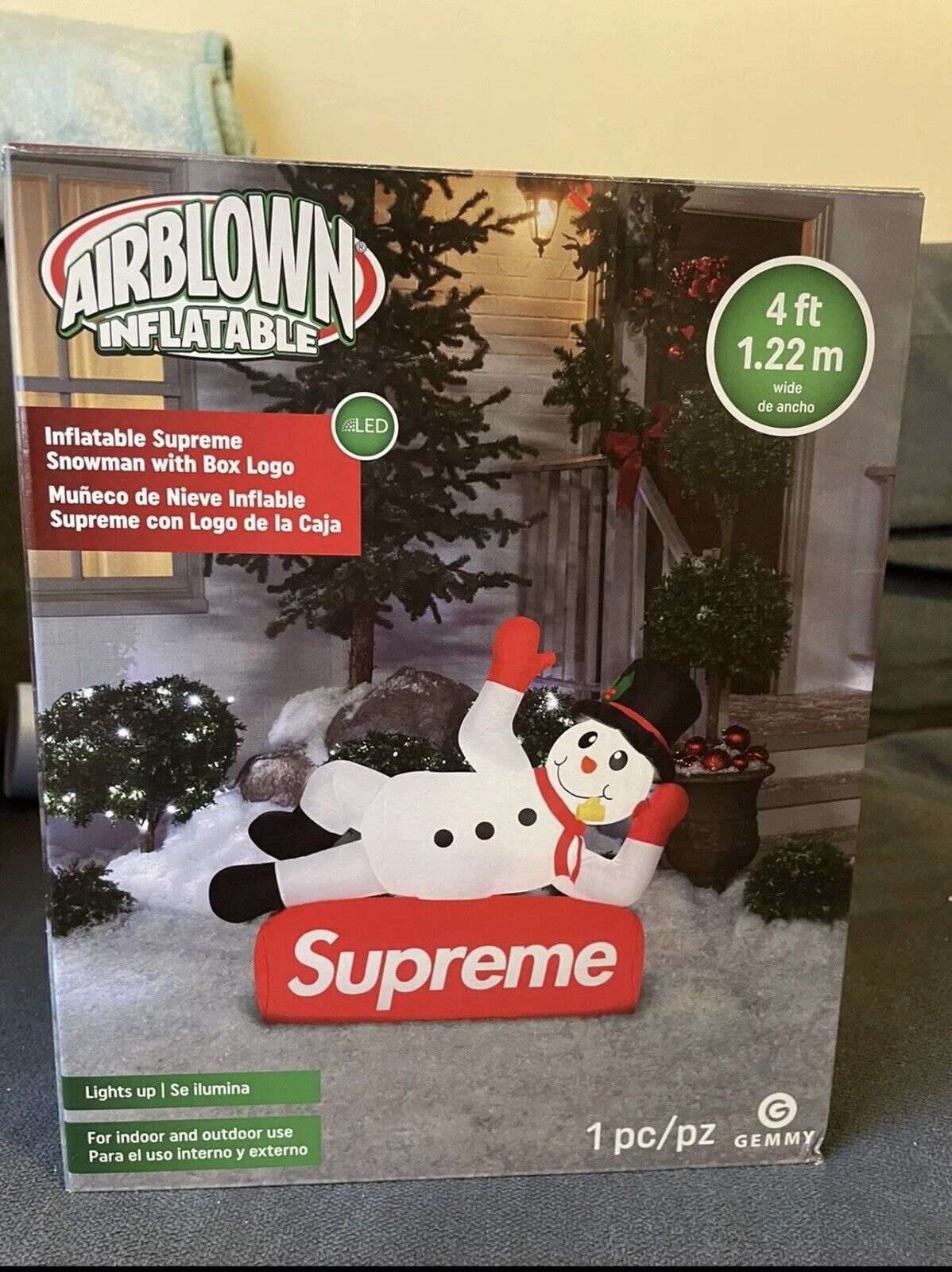Supreme Large Inflatable Snowman FW22 Brand New Authentic Red In-Hand